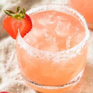 a skinny strawberry margarita