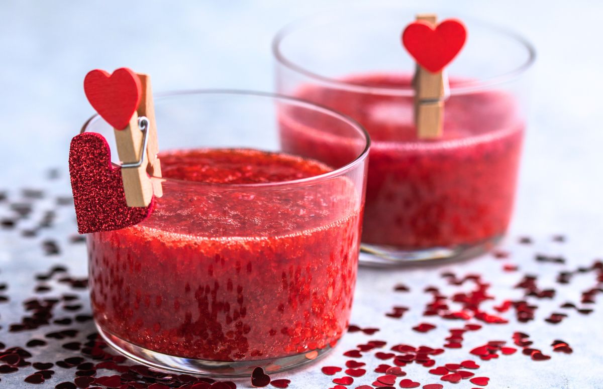 frozen Valentine's Day Margarita with a clip and red heart decor